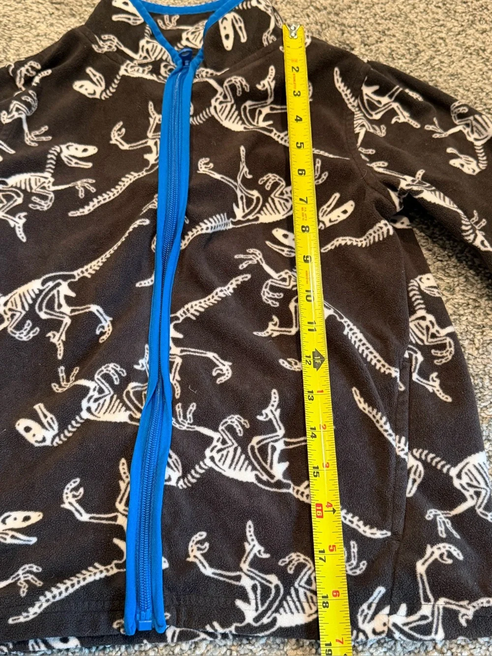 OshKosh B’gosh Boys Size 10 Dinosaur Skeleton Fleece Zip Jacket Black Blue